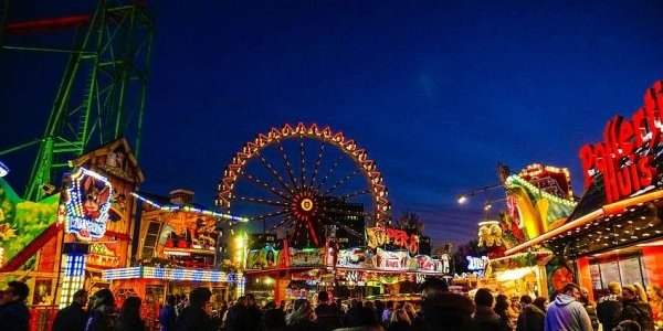Le Frühlingsdom du 25 mars au 24 avril